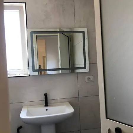 Soren House * Vlore